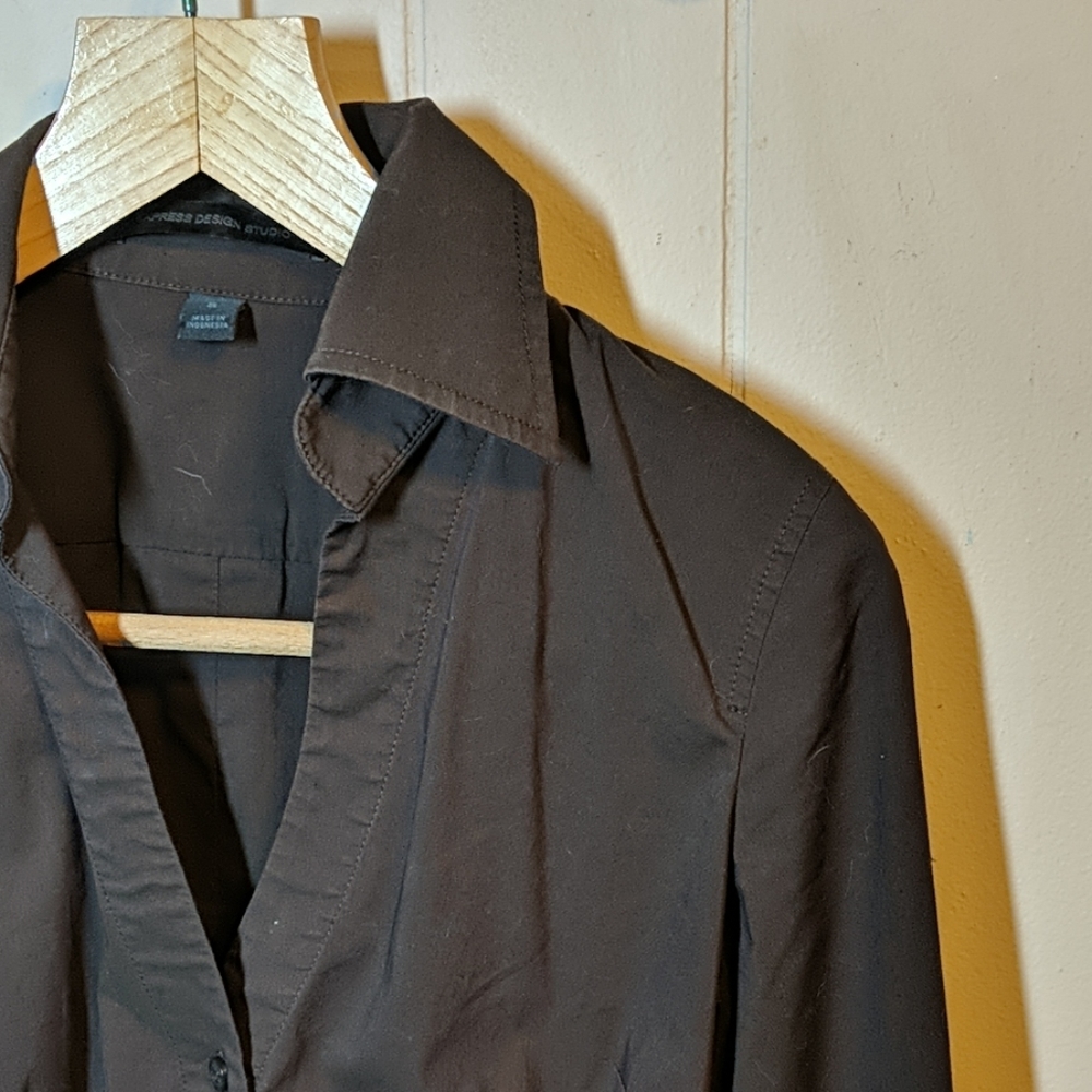 Express Design Studio brown button down Sz S